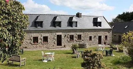 Casa vacanze Domaine De Lesvaniel *