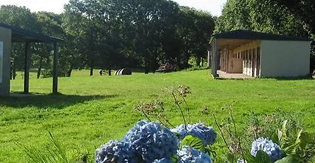 Domaine De Lesvaniel Casa vacanze *